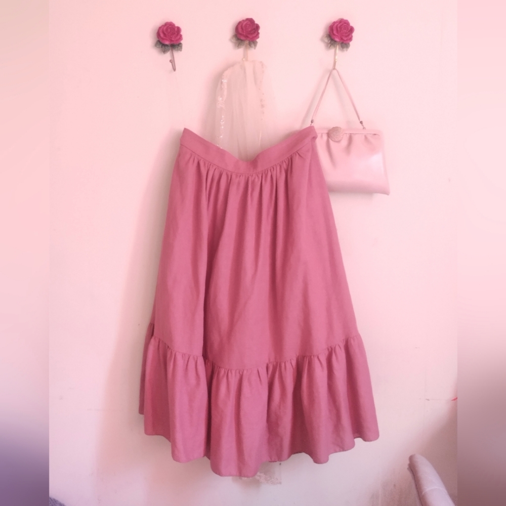 Hearts and Found Midi gathered vintage skirt in Antique Rose Linen medium